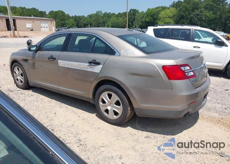 2014 Ford Police Interceptor z USA, uszkodzony, nr VIN 1FAHP2MK4EG131670